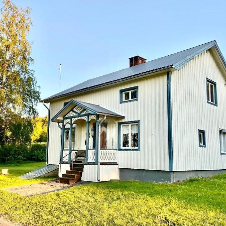 Vildmarksgard Lillviken Стрёмсунд Экстерьер фото