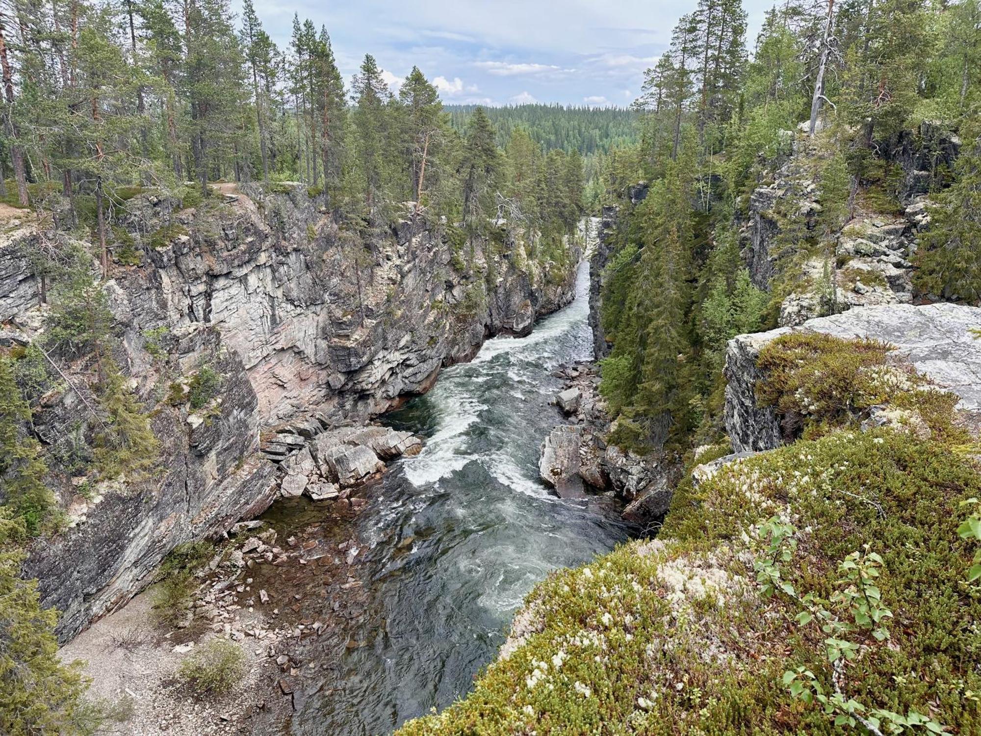 Vildmarksgard Lillviken Стрёмсунд Экстерьер фото